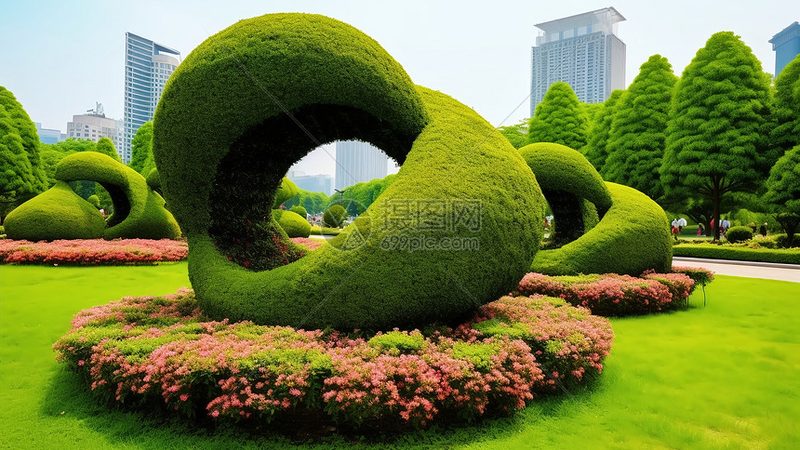 阳台垂直绿化植物搭配指南：打造城市绿意新空间
